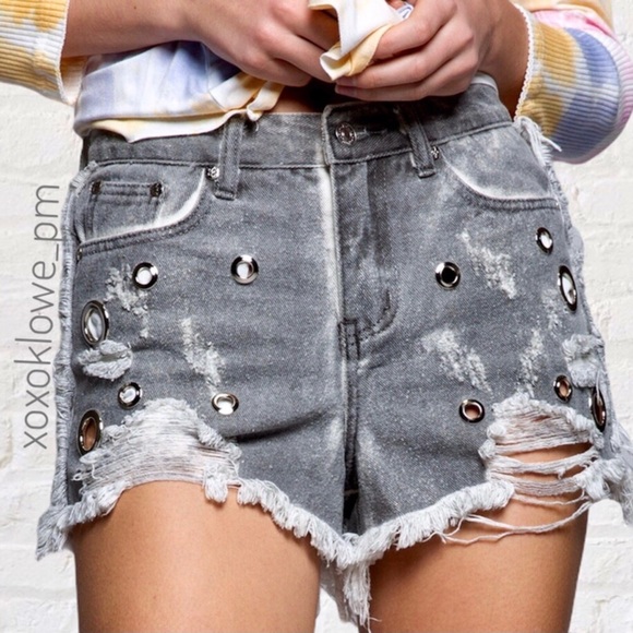 Sparkle Embellished Fringe Distressed Denim Shorts - Picture 14 of 15